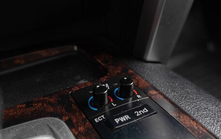 Toyota Land Cruiser 200, 2012 год, 3 269 000 рублей, 24 фотография
