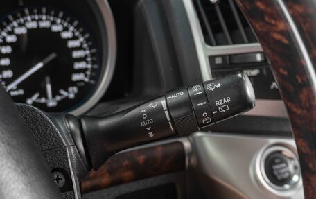 Toyota Land Cruiser 200, 2012 год, 3 269 000 рублей, 26 фотография