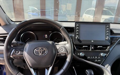 Toyota Camry, 2021 год, 2 890 000 рублей, 13 фотография