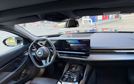 BMW 5 серия, 2024 год, 6 500 000 рублей, 15 фотография