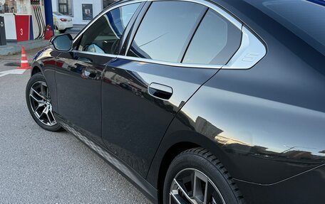 BMW 5 серия, 2024 год, 6 500 000 рублей, 9 фотография