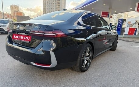 BMW 5 серия, 2024 год, 6 500 000 рублей, 6 фотография