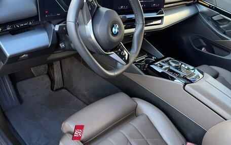 BMW 5 серия, 2024 год, 6 500 000 рублей, 14 фотография