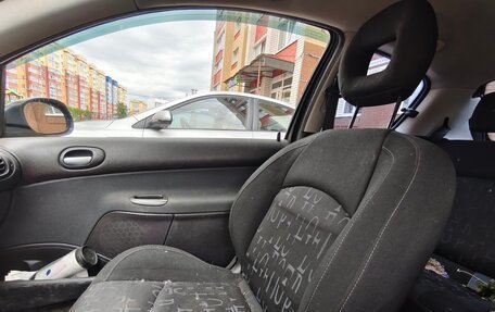 Peugeot 206, 2004 год, 300 000 рублей, 11 фотография