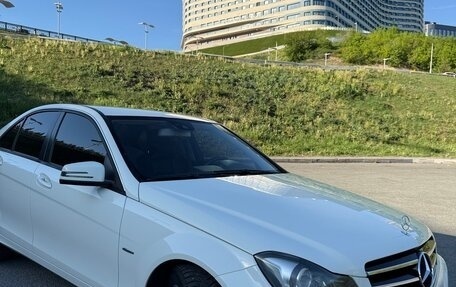 Mercedes-Benz C-Класс, 2011 год, 1 400 000 рублей, 2 фотография