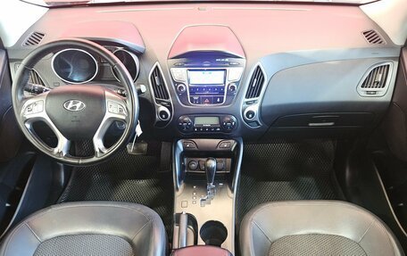 Hyundai ix35 I рестайлинг, 2012 год, 1 100 000 рублей, 9 фотография