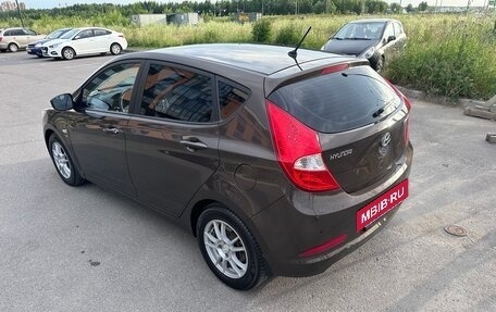 Hyundai Solaris II рестайлинг, 2015 год, 1 125 000 рублей, 5 фотография