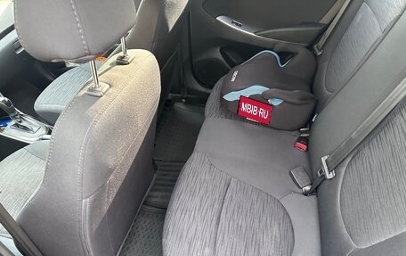 Hyundai Solaris II рестайлинг, 2015 год, 1 125 000 рублей, 15 фотография