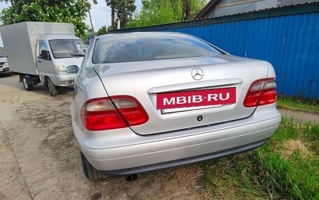 Mercedes-Benz CLK-Класс, 1998 год, 400 000 рублей, 3 фотография