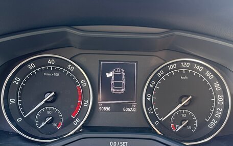 Skoda Superb III рестайлинг, 2017 год, 2 300 000 рублей, 10 фотография