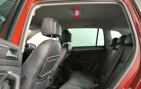 Volkswagen Tiguan II, 2018 год, 2 100 000 рублей, 9 фотография