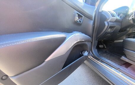 Mitsubishi Outlander III рестайлинг 3, 2011 год, 1 350 000 рублей, 5 фотография