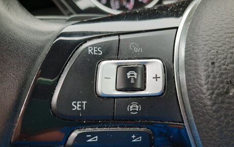 Volkswagen Touran III, 2019 год, 2 200 000 рублей, 4 фотография