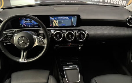 Mercedes-Benz CLA, 2023 год, 3 584 120 рублей, 9 фотография