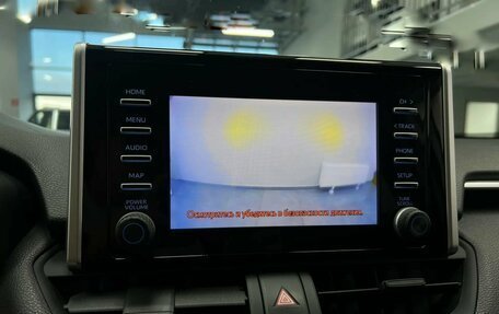 Toyota RAV4, 2020 год, 2 700 000 рублей, 14 фотография