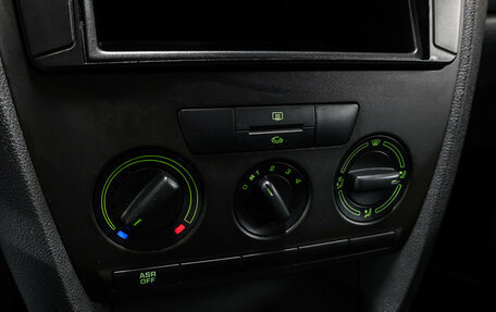 Skoda Octavia, 2011 год, 699 000 рублей, 18 фотография