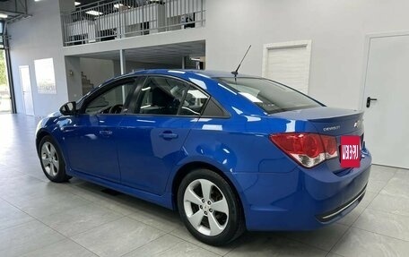 Chevrolet Cruze II, 2011 год, 699 000 рублей, 5 фотография