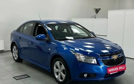 Chevrolet Cruze II, 2011 год, 699 000 рублей, 3 фотография