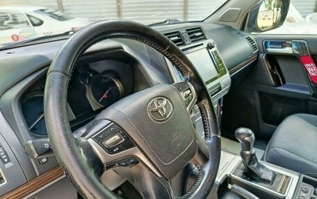 Toyota Land Cruiser Prado 150 рестайлинг 2, 2019 год, 4 461 300 рублей, 1 фотография