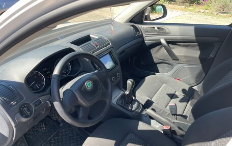 Skoda Octavia, 2011 год, 800 000 рублей, 8 фотография