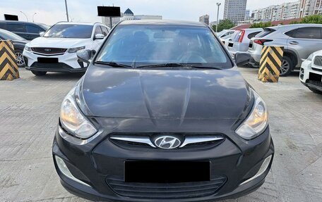 Hyundai Solaris II рестайлинг, 2014 год, 703 000 рублей, 1 фотография