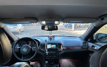 Jeep Grand Cherokee, 2012 год, 1 700 000 рублей, 18 фотография