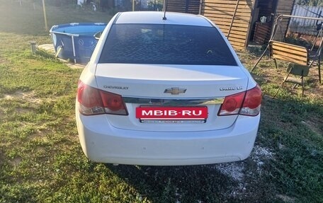 Chevrolet Cruze II, 2011 год, 585 000 рублей, 5 фотография