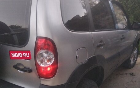 Chevrolet Niva I рестайлинг, 2011 год, 490 000 рублей, 14 фотография