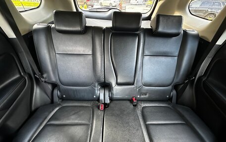 Mitsubishi Outlander III рестайлинг 3, 2013 год, 1 050 000 рублей, 13 фотография