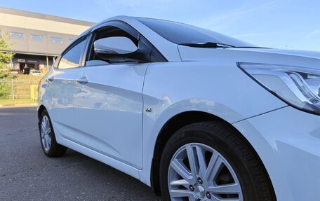 Hyundai Solaris II рестайлинг, 2013 год, 800 000 рублей, 6 фотография