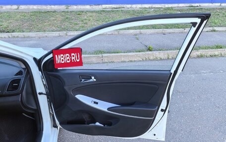 Hyundai Solaris II рестайлинг, 2013 год, 800 000 рублей, 11 фотография