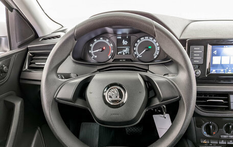 Skoda Rapid II, 2021 год, 1 350 000 рублей, 21 фотография