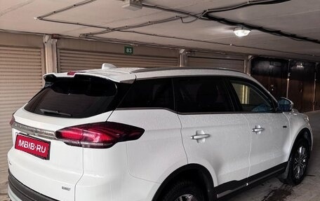 Geely Atlas, 2023 год, 2 200 000 рублей, 4 фотография