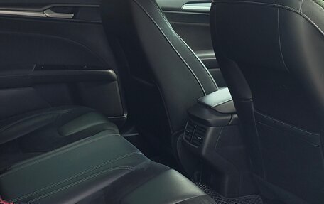 Ford Mondeo V, 2018 год, 1 650 000 рублей, 13 фотография