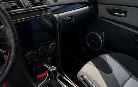 Mazda 3, 2007 год, 1 000 000 рублей, 18 фотография