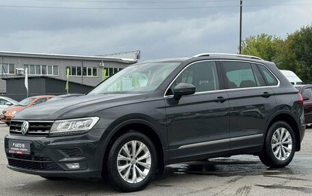 Volkswagen Tiguan II, 2017 год, 1 999 000 рублей, 2 фотография