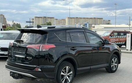 Toyota RAV4, 2017 год, 2 250 000 рублей, 4 фотография