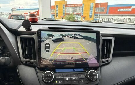 Toyota RAV4, 2017 год, 2 250 000 рублей, 24 фотография