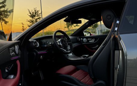 Mercedes-Benz E-Класс, 2019 год, 4 850 000 рублей, 7 фотография