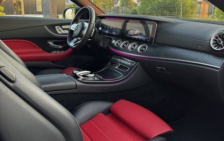 Mercedes-Benz E-Класс, 2019 год, 4 850 000 рублей, 9 фотография