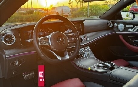 Mercedes-Benz E-Класс, 2019 год, 4 850 000 рублей, 8 фотография