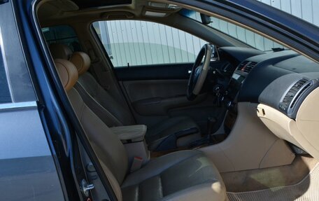 Honda Accord VII рестайлинг, 2005 год, 779 888 рублей, 18 фотография