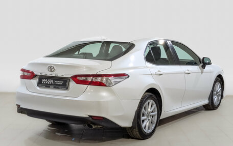 Toyota Camry, 2021 год, 2 480 000 рублей, 5 фотография