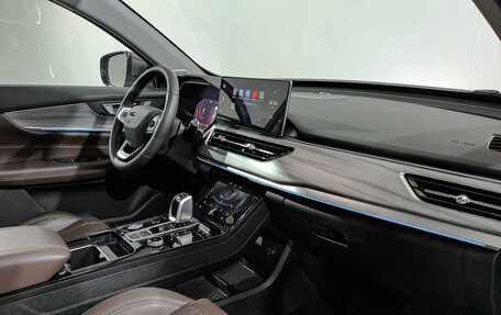 Chery Tiggo 8 Pro, 2022 год, 2 190 000 рублей, 13 фотография