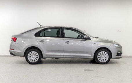 Skoda Rapid II, 2022 год, 1 715 000 рублей, 4 фотография