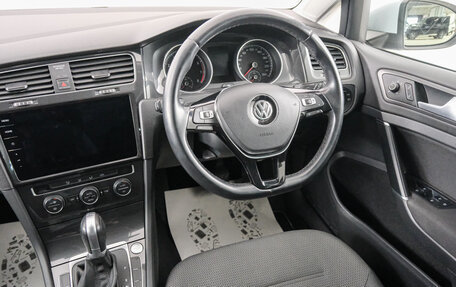 Volkswagen Golf VII, 2018 год, 1 499 000 рублей, 9 фотография