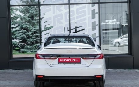 Toyota Camry, 2024 год, 4 499 000 рублей, 4 фотография