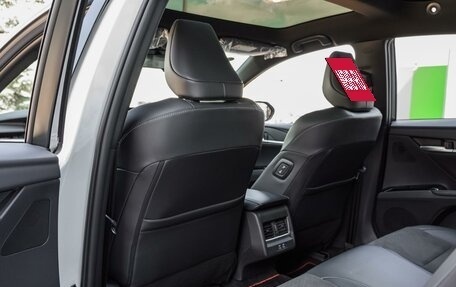 Toyota Camry, 2024 год, 4 499 000 рублей, 15 фотография