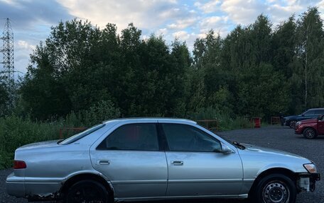Toyota Camry, 2000 год, 235 000 рублей, 8 фотография