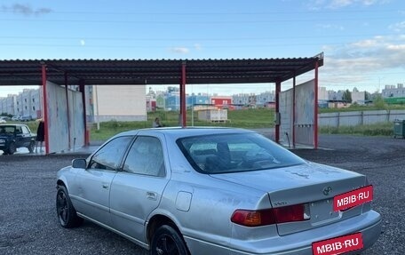Toyota Camry, 2000 год, 235 000 рублей, 5 фотография